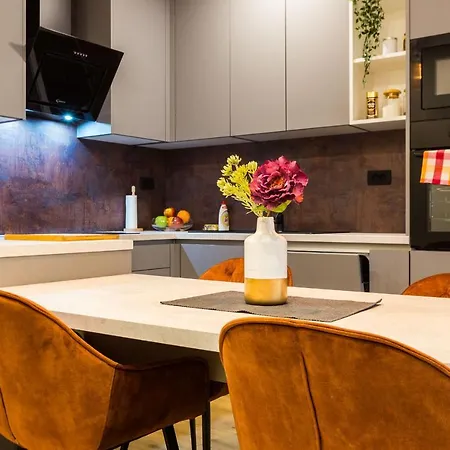 Karla's Exclusive Lejlighed *