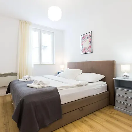 Karla's Exclusive Lejlighed *