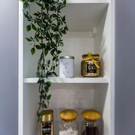 Karla's Exclusive Задар